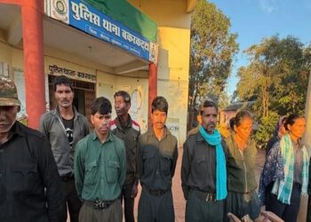 ଭୁଶୁଡୁଛି ମାଓଗଡ, ମଧ୍ୟପ୍ରଦେଶରେ ଆତ୍ମସମର୍ପଣ କଲେ ୧୨ ନକ୍ସଲ