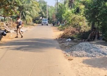 ଗାଁ କଳିରୁ ପୋଡାଜଳା, ମେଳି, ଉତ୍ତେଜନା