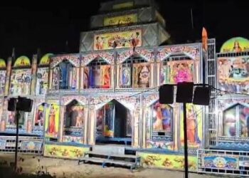 Protest against Nisha : ନିଶାଙ୍କୁ ବିରୋଧ, ଜୋତା ଫିଙ୍ଗିଲେ ଦର୍ଶକ