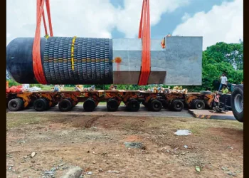 worlds largest shivling reaches bihar : ବିହାରରେ ପହଁଚିଲା ବିଶ୍ୱର ସବୁଠୁ ବଡ ଶିବଲିଙ୍ଗ
