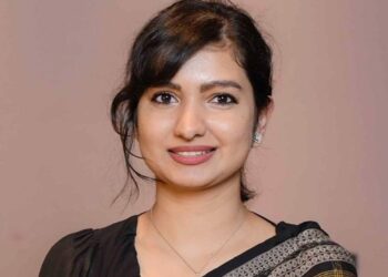 Sofia showered her father with praise : ଖୋଲା ମଞ୍ଚରେ ବାପାଙ୍କୁ ପ୍ରଶଂସାରେ ପୋତିଲେ ସୋଫିଆ