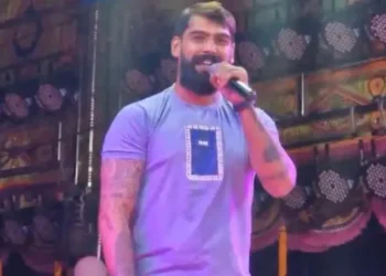 Piyush tripathy controversy : ମଞ୍ଚ ଛାଡିବିନି ; ପୀୟୁଷ